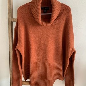Rachel Zoe vowel neck sweater